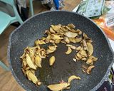 A picture of step 1 of Three Cup Chicken (San Bei Ji).