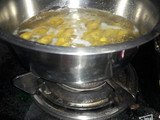 राजस्थानी गट्टे की सब्जी(Rajasthani gatte ki sabzi recipe in hindi)