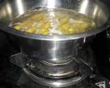 राजस्थानी गट्टे की सब्जी(Rajasthani gatte ki sabzi recipe in hindi) रेसिपी चरण 2 फोटो