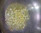 स्पाइसी गार्लिक मसाला भुट्टा विद चीज़ रेसिपी चरण 2 फोटो