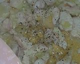 Foto langkah ke 2 dari resep Spaghetti Saus Cream Ayam Jamur.