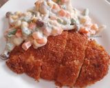 Foto langkah ke 4 dari resep Chicken Katsu with Creamy Vegetable Sauce.