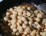 A picture of step 9 of Chole Palak.