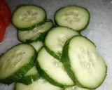 A picture of step 2 of Chicken Patty Burger.