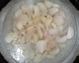 A picture of step 1 of Italian Garlic Soup.