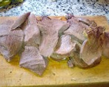 Foto del paso 3 de la receta: Lengua guisada a la venezolana