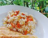 Foto langkah ke 8 dari resep Nasi Goreng Spesial with Fishroll.