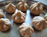 बेक्ड मोदक (baked modak recipe in marathi) रेसिपी स्टेप 3 फोटो 