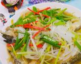 Hình bước làm 4 của món Cá mú hấp hành,gừng,xì dầu và dầu hào
