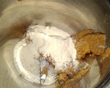 A picture of step 3 of Anjeer shake.