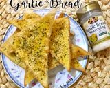 Foto langkah ke 3 dari resep Garlic Bread.