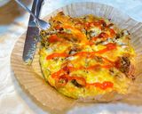 Hình bước làm 2 của món Pizza trứng xúc xích bằng nồi chiên không dầu