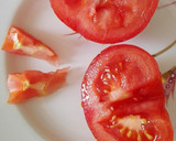 Foto del paso 3 de la receta: Ensalada de tomate con vinagreta de perejil