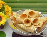 Foto langkah ke 8 dari resep Pastel Contong Ekonomis Kriuk 2 Bulan.