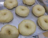 Foto langkah ke 8 dari resep Donat Ekonomis.