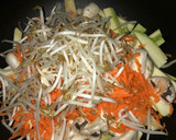 Foto del paso 3 de la receta: Wok vegetariano express, rapidísimo, liviano y muy rico!
