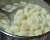 Pas rețetă Gnocchi cu cârnați și ciuperci și crema de parmezan cu șofran 3 fotografie