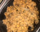Foto del paso 3 de la receta: Garbanzos fritos con pollo