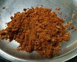 A picture of step 4 of #tiffinbox# masala bharwa bhindi.