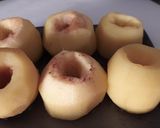 Foto del paso 1 de la receta: Manzana cubierta de hojaldre y rellena de frutos secos