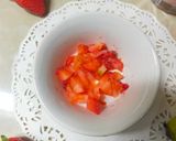 Foto langkah ke 1 dari resep Smoothies Pisang Sunpride Strawberry.
