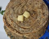 गार्लिक लच्छा पराठा (garlic lachha paratha recipe in marathi) रेसिपी स्टेप 7 फोटो