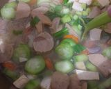 Foto langkah ke 3 dari resep Sayur bening oyong.