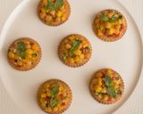 A picture of step 1 of Mango and Chickpeas Salsa puffs.