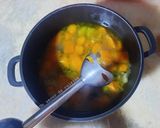 Une image de l'étape 7 de Potage d'automne 🥣 et ses tranches de pain grillées 🥖.