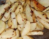 A picture of step 2 of Jeera aloo.