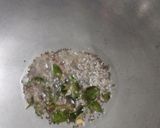 A picture of step 3 of Dry Potato Curry (suki bhaji).