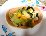 Foto del paso 3 de la receta: Barquitas de mango, aguacate y gambas rebozadas en coco