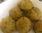 A picture of step 5 of Moong Laddoo ki chaat.