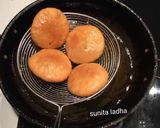 मूंग दाल कचौरी (Mung dal kachori recipe in Hindi) रेसिपी चरण 11 फोटो