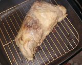 Foto del paso 1 de la receta: Jamoncito de paleta a los dos vinos