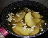 Foto langkah ke 3 dari resep Potato Wedges Teflon.