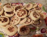Une image de l'étape 5 de Batbout petit pain marocain à la poêle.