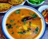 A picture of step 5 of Raseele Aloo / Potato Curry.