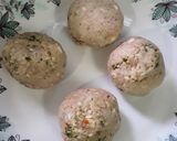 A picture of step 3 of Chutney bomb tikki with spicy creamy coconut sauce.