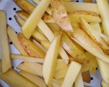 Foto langkah ke 5 dari resep Kentang Goreng Crispy (praktis, tanpa freezer).