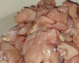 Foto langkah ke 1 dari resep Tumis Ayam Jamur Shimeji.