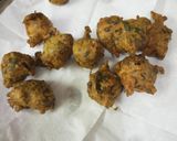 A picture of step 7 of Kathiawari Methi Na Gota.