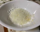 A picture of step 4 of Stuffed Onions with Shrimp.