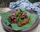 Foto langkah ke 4 dari resep Tumis ikan asin cabe hijau.