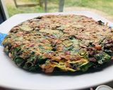 Foto del paso 3 de la receta: Tortilla de hojas de remolacha🥬