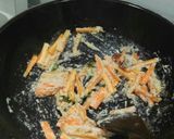 Foto langkah ke 4 dari resep Tumis buncis wortel telur.