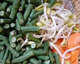 Foto langkah ke 1 dari resep Tumis kacang wortel dan tongkol.