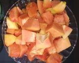A picture of step 1 of Papaya Fruit Halwa.