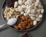 व्रत वाले फ्रूट कस्टर्ड रेसिपी चरण 1 फोटो