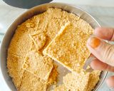 A picture of step 5 of SESAME CHIKKI / TIL GAJAK / Gud til gajak.